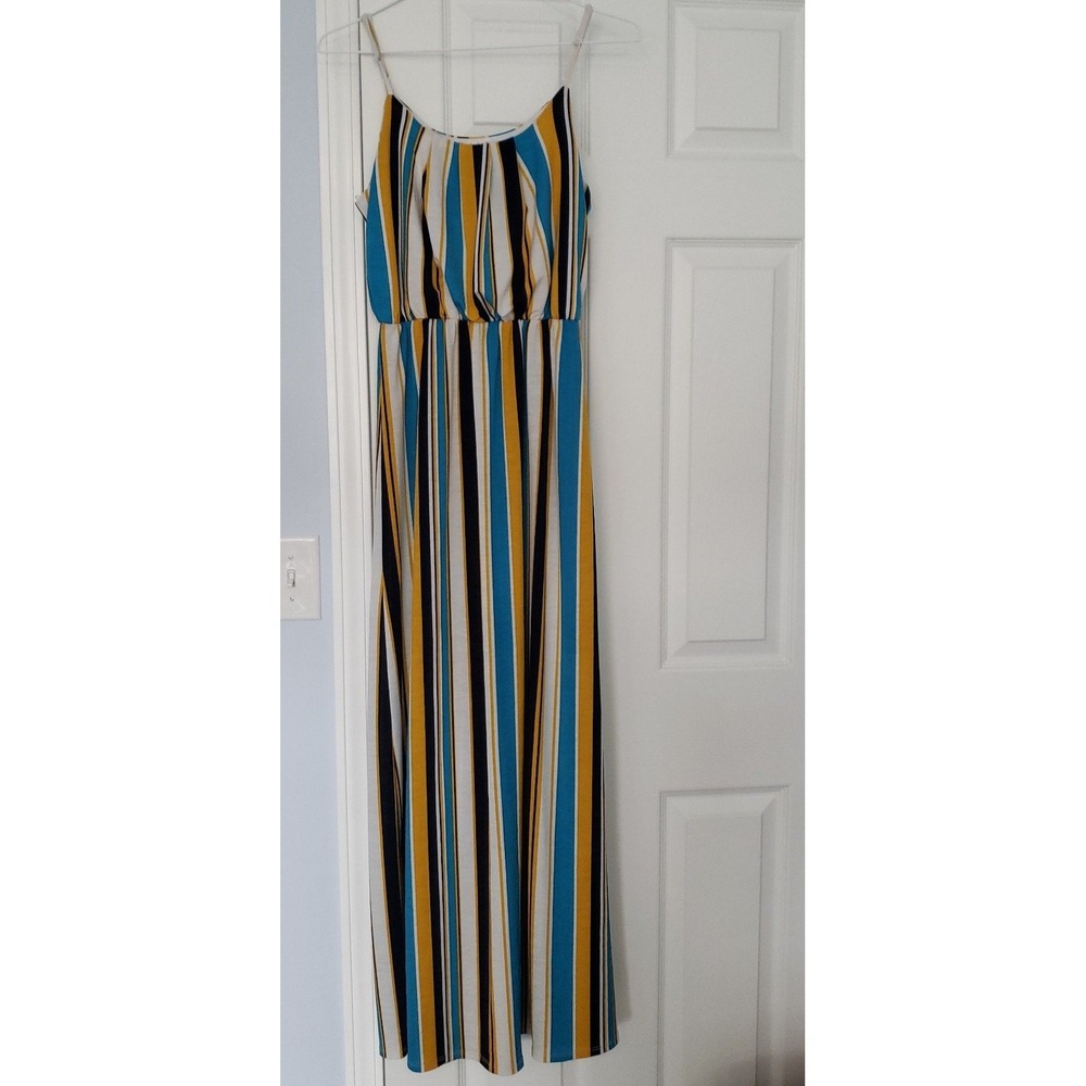 Naif Womans Maxi Dress Size Small